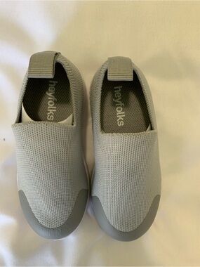 New in box hey folks voyageur boys shoes size 8